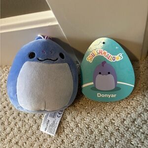 Squishmallow clip blue eel Donyar Bnwt